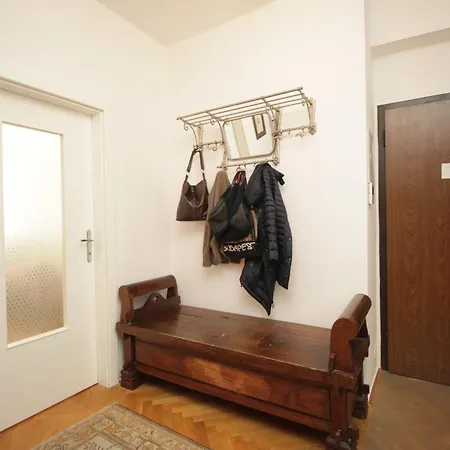 Old Centre Antik - Panska 公寓