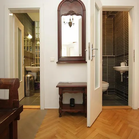 Old Centre Antik - Panska ブラチスラヴァ