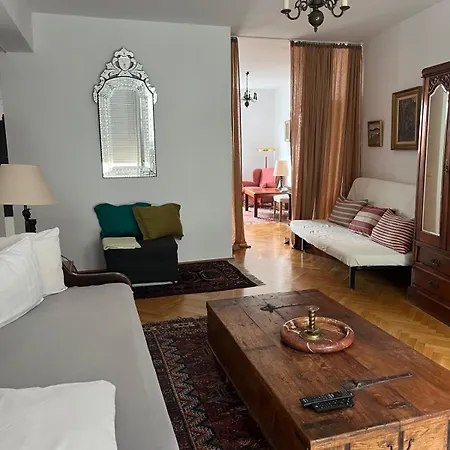 Old Centre Antik - Panska アパート ブラチスラヴァ